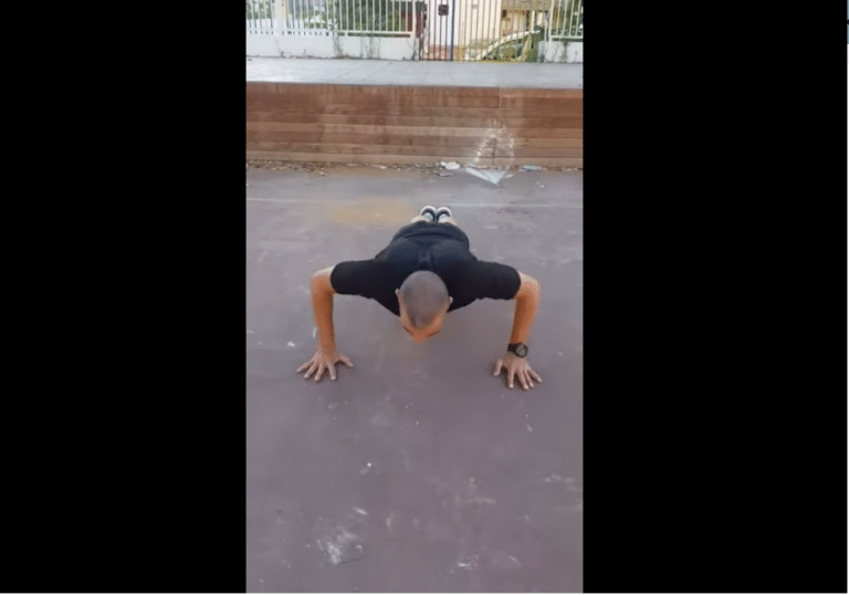 כפיר רוזנצויג בשכיבות סמיכה
